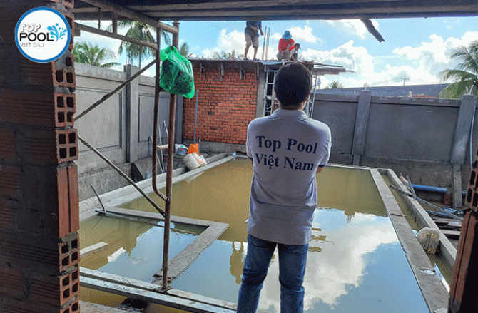 Xây dựng bể bơi chi Yến