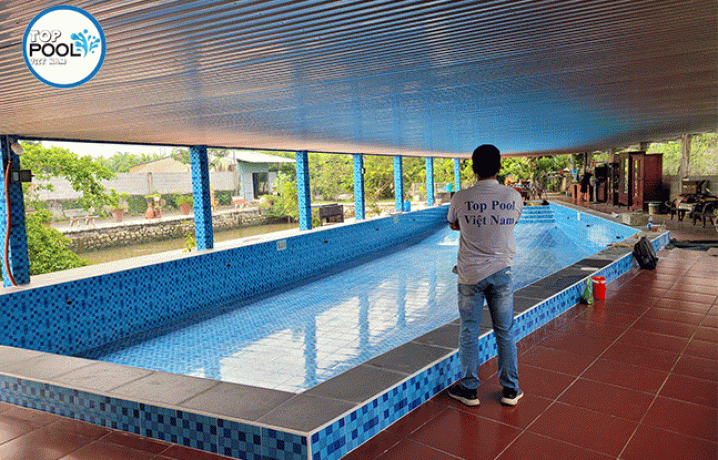 Hồ Bơi Trong Nhà Đẳng Cấp và Hiện Đại