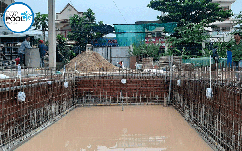 báo giá thi công bể bơi