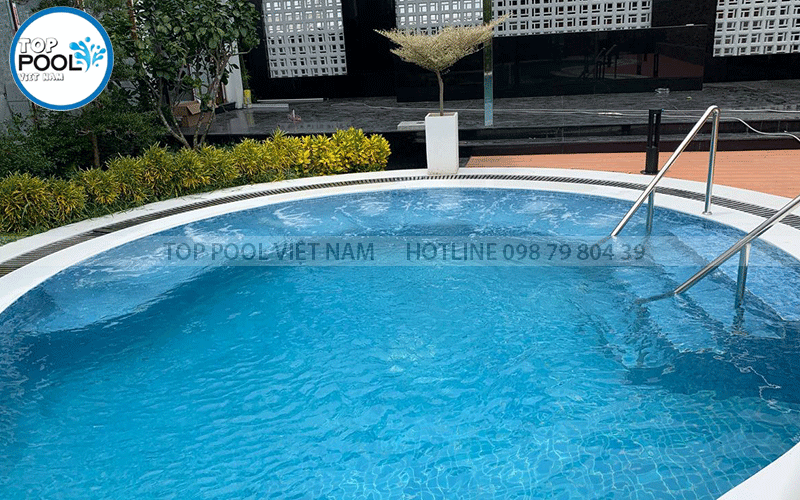 bể sục gia đình kích thước lớn
