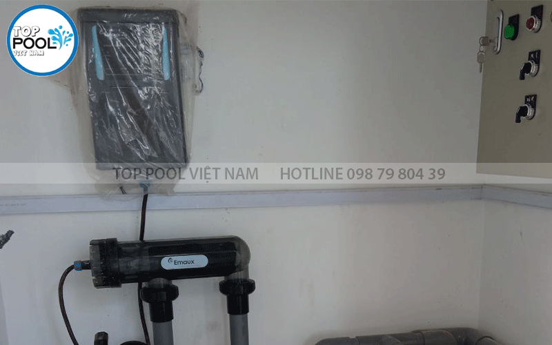 bộ điện phân muối hồ bơi