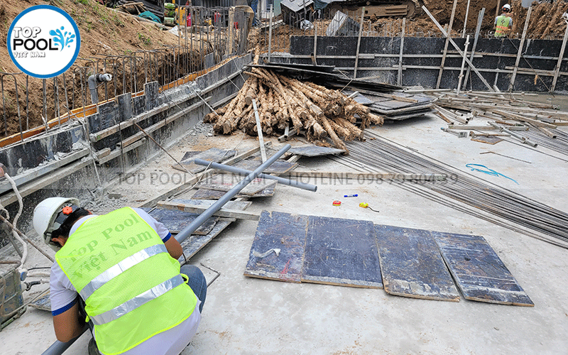 công ty thiết bị hồ bơi chính hãng