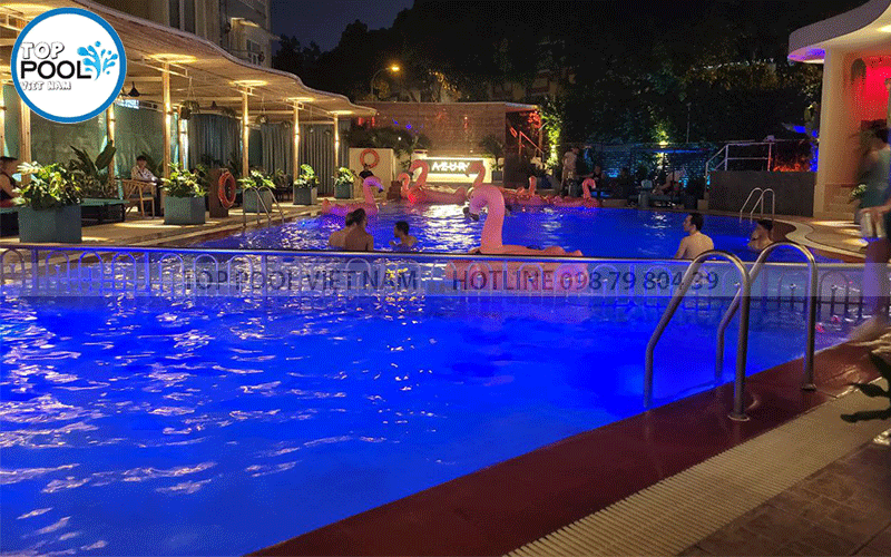 đèn led đổi màu âm nước hồ bơi