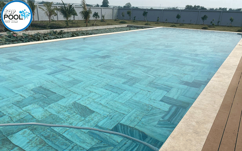 hút vệ sinh hồ bơi