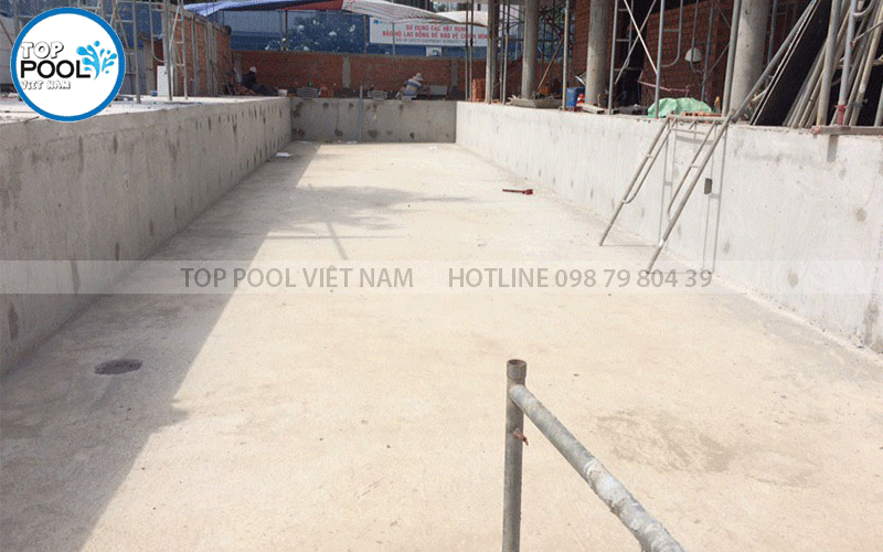 giá thi công hồ bơi gia đình