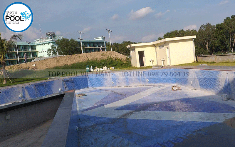 giá xây hồ bơi gia đình