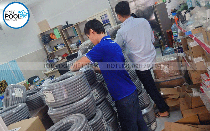 hàng hóa thiết bị hồ bơi