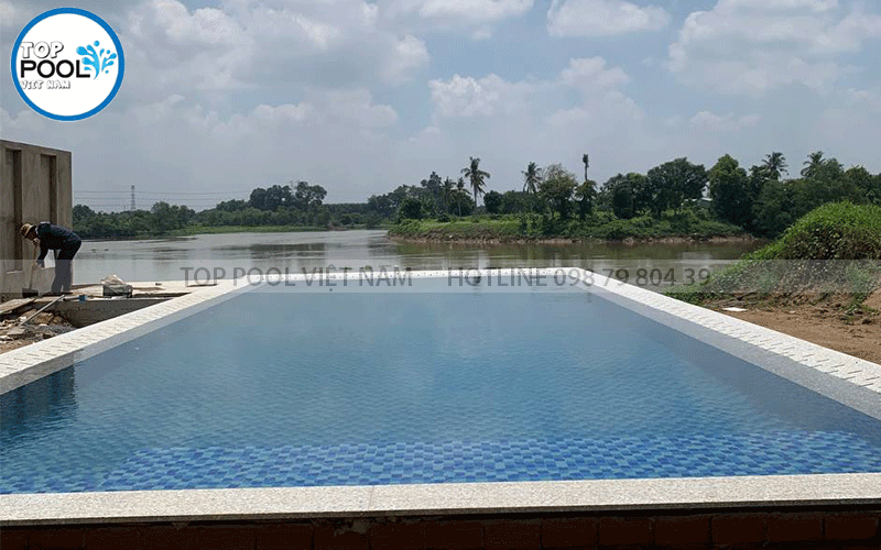 Hồ bơi gia đình tại Bình Dương