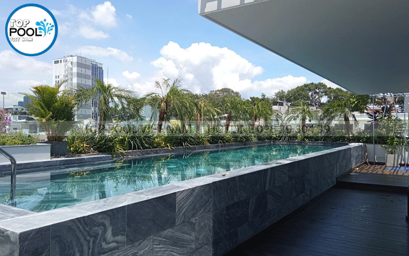 hồ bơi mini trên sân thượng