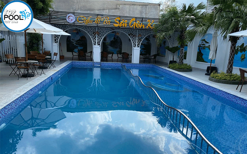 hồ bơi công cộng