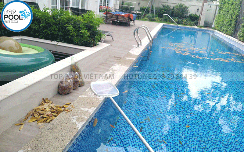 hồ bơi sân vườn quận 7