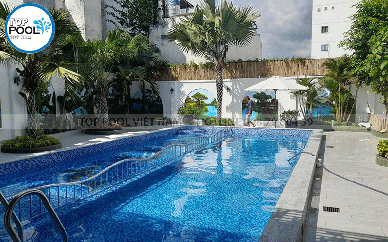 hồ bơi trẻ em công cộng