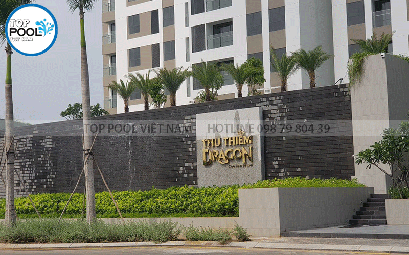 hồ cảnh thác nước