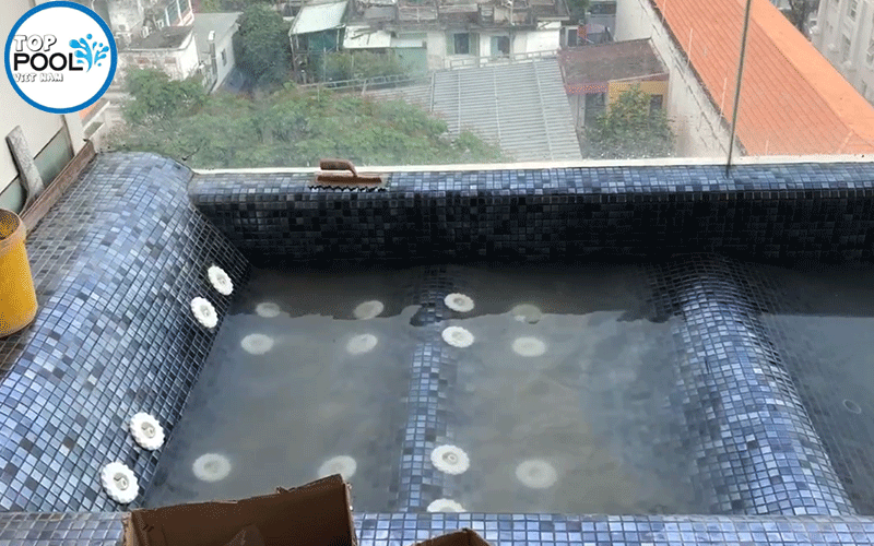 Hình ảnh thi công hồ Jacuzzi sân thượng