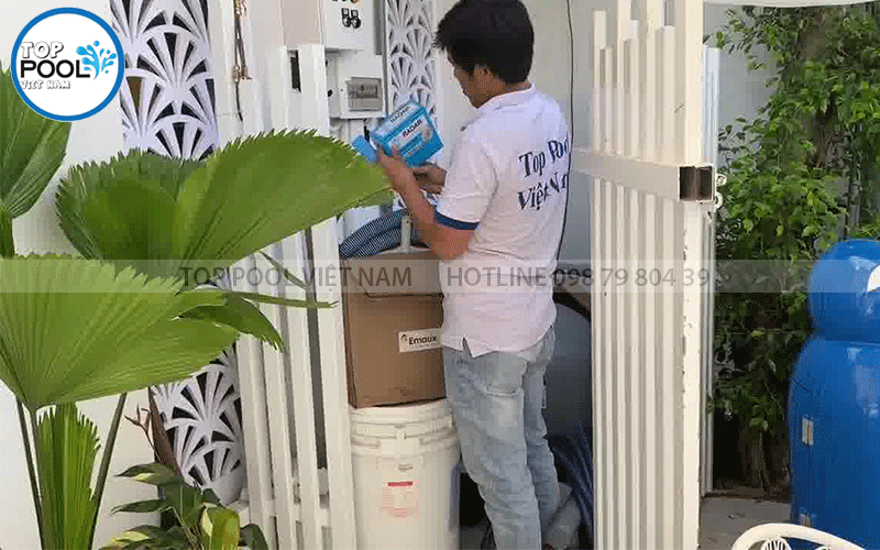 Hướng dẫn sử dụng bộ kiểm tra chất lượng nước hồ bơi