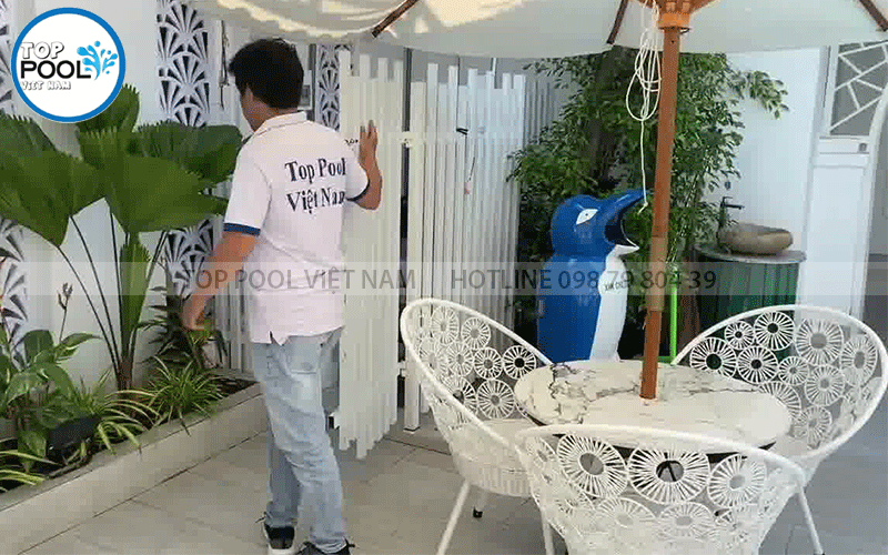 Kiểm tra thiết bị hệ thống lọc nước hồ bơi