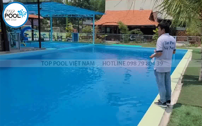 kiểm tra chất lượng nước hồ bơi