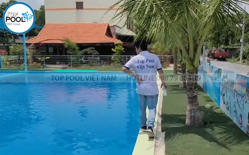 kiểm tra chất lượng nước hồ bơi gia đình