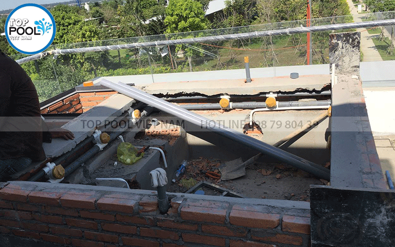 lắp đặt đường ống bể sục