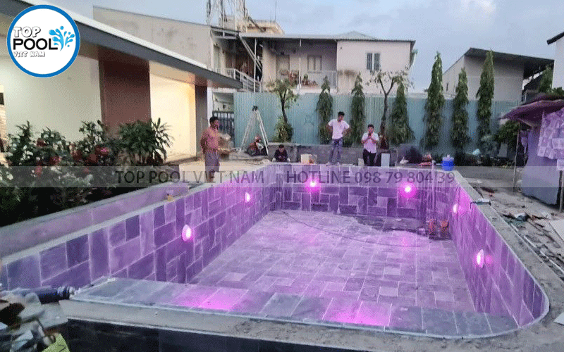 lắp đặt đèn led bể bơi