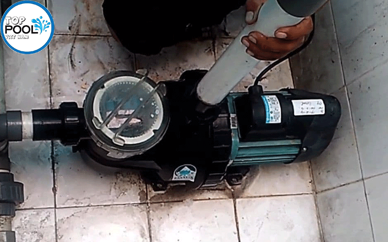 lắp đặt máy bơm hồ bơi sc075