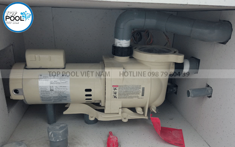 Lắp đặt máy bơm hồ jacuzzi