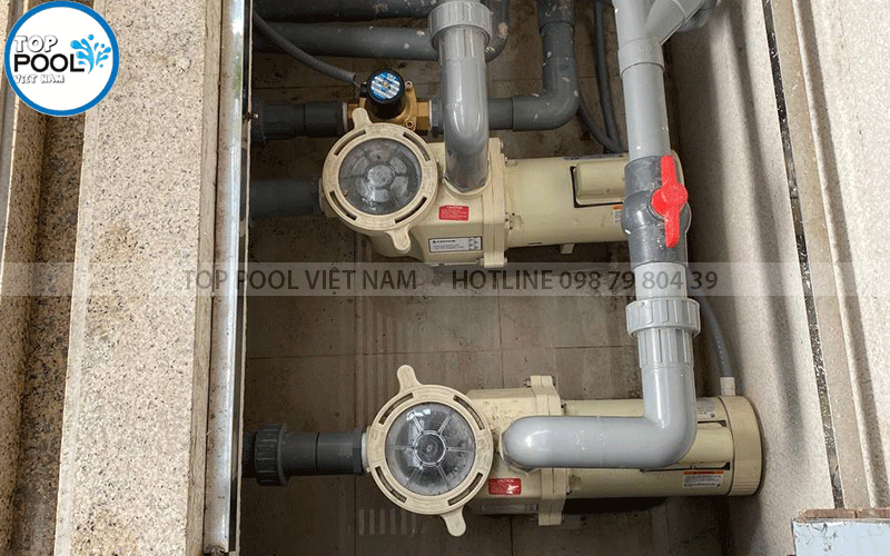 máy bơm hồ jacuzzi