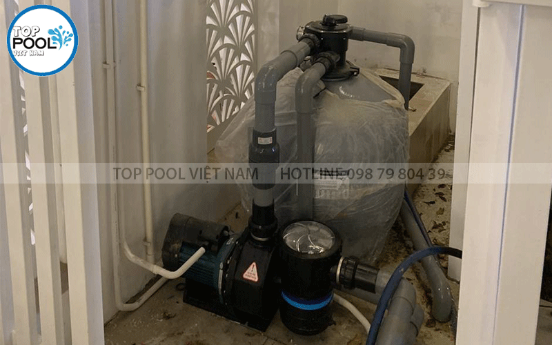 máy bơm lọc nước hồ bơi
