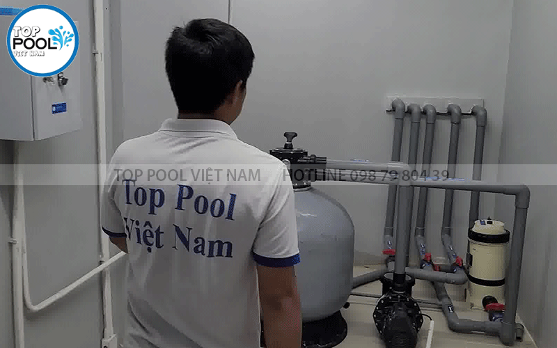 máy lọc hồ bơi