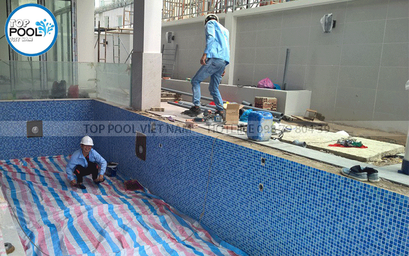 lắp đặt máy lọc nước hồ bơi