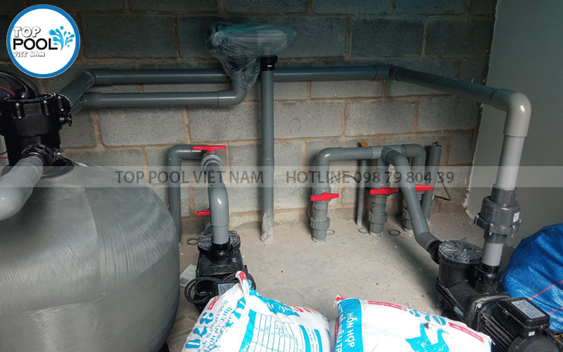 thi công lắp đặt máy lọc bể bơi gia đình