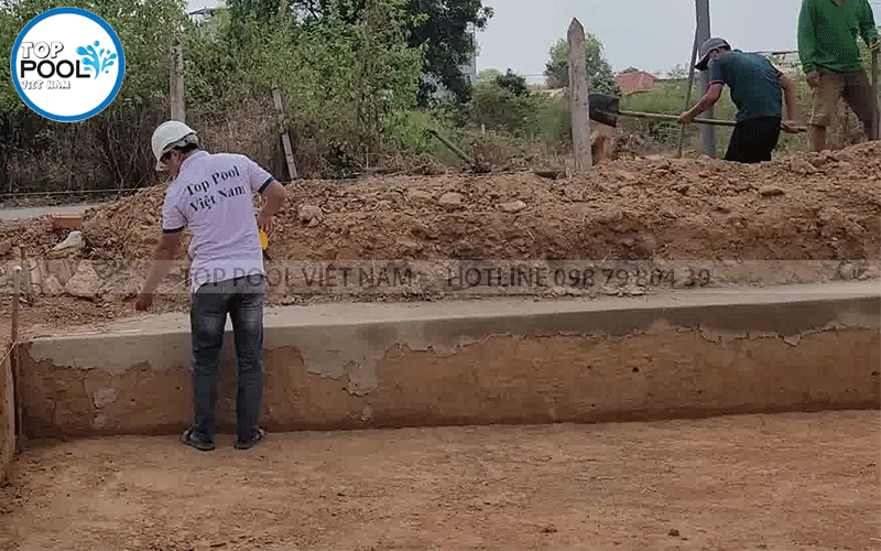 xây dựng hồ bơi công cộng