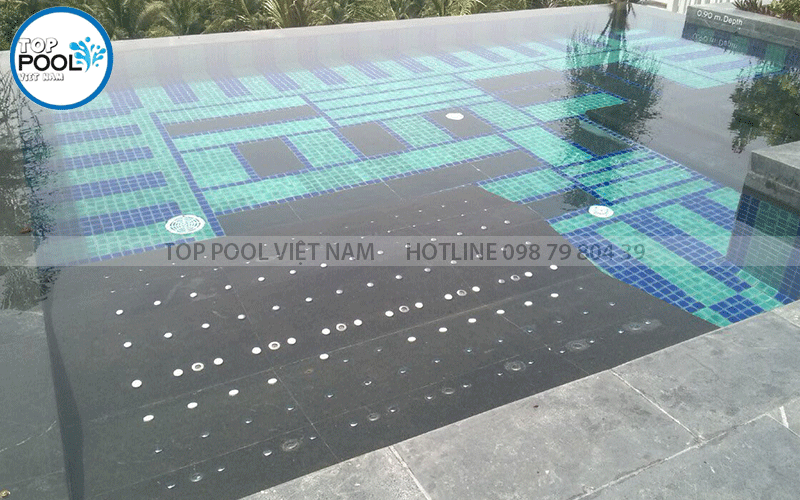 thiết bị hồ bơi khách sạn