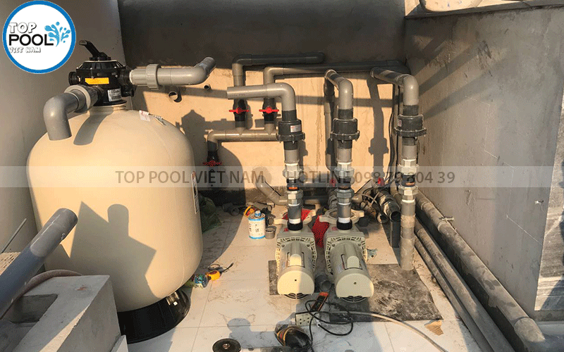 Lắp đặt thiết bị hồ bơi sân thượng