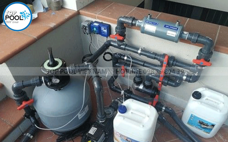 thiết bị lọc nước bể bơi