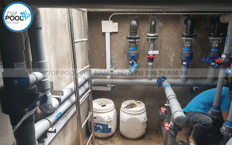 lắp đặt thiết bị lọc nước hồ bơi công cộng