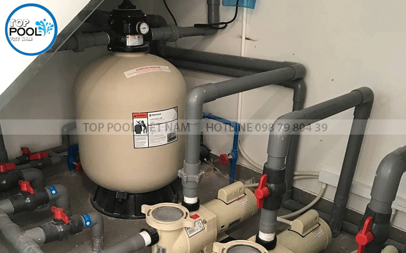 thiết bị lọc và xử lý nước hồ bơi gia đình