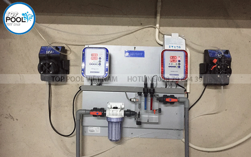 thiết bị xử lý nước hồ bơi công cộng