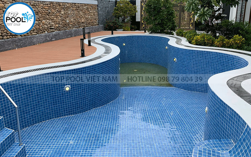 Xây dựng hồ bơi biệt thư