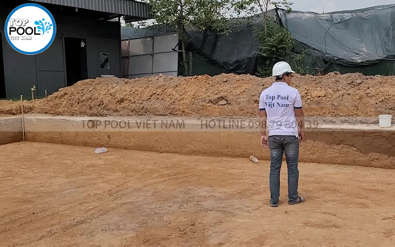 xây dựng hồ bơi công cộng