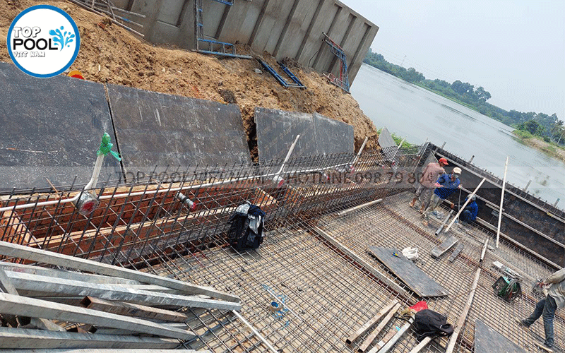 Xây dựng hồ bơi gia đinh