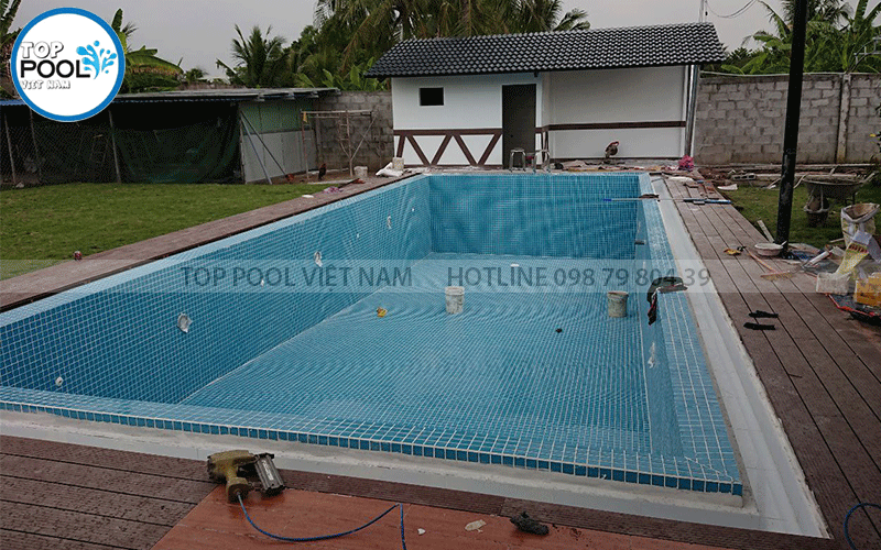 xây dựng hồ bơi gia đình tại Long An