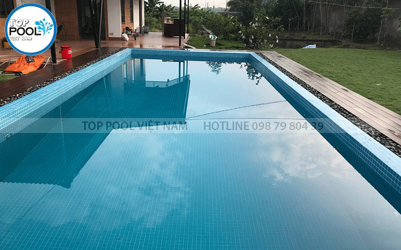 xây dựng hồ bơi sân vườn