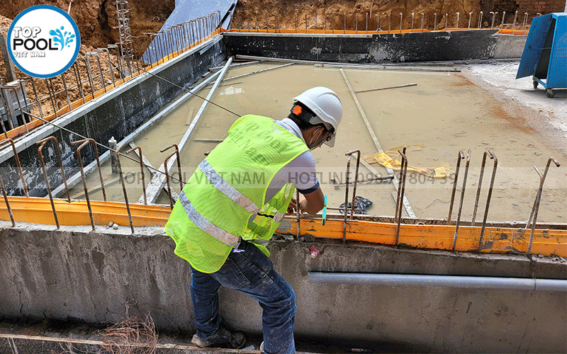 xây dựng hồ bơi trường học