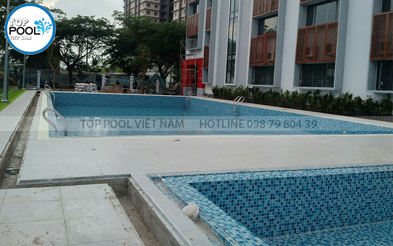 xây dựng hồ bơi trường học