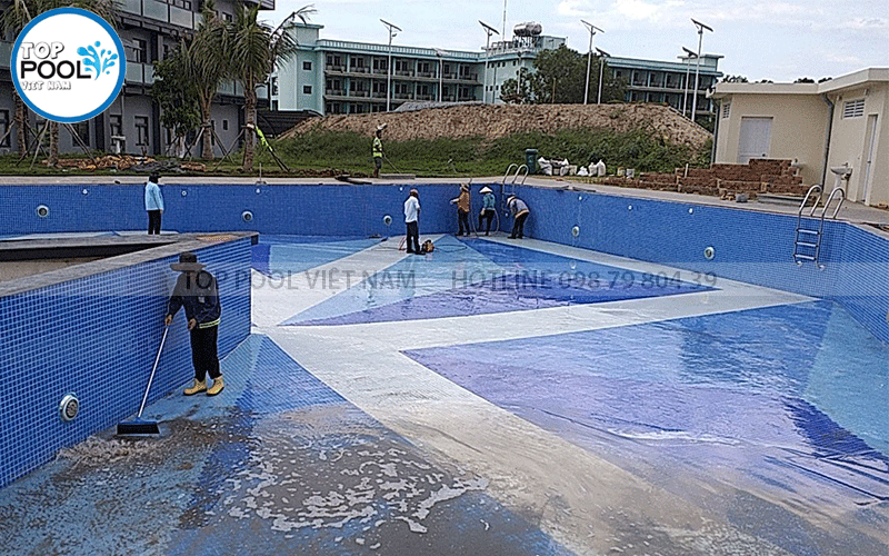 xây hồ bơi gia đình