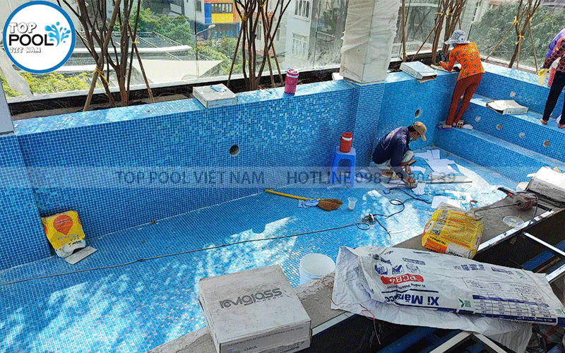 hồ bơi sân thượng đẹp